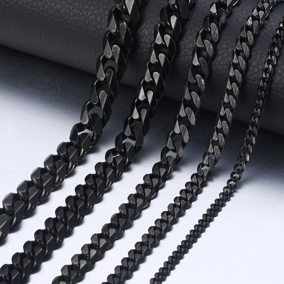 3/5/7/9/11mm Mens Silver Color Necklace Stainless Steel Cuban Link Chain for Mens Womens Basic Black Gold Tone Chokers KNM07