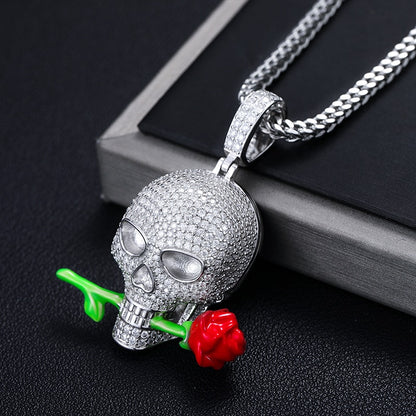 New Original Glowing Moissanite Men's Personality Skull Rose Punk Gothic Women Rock 925 Silver Skeleton Pendant Hip Hop Jewelry