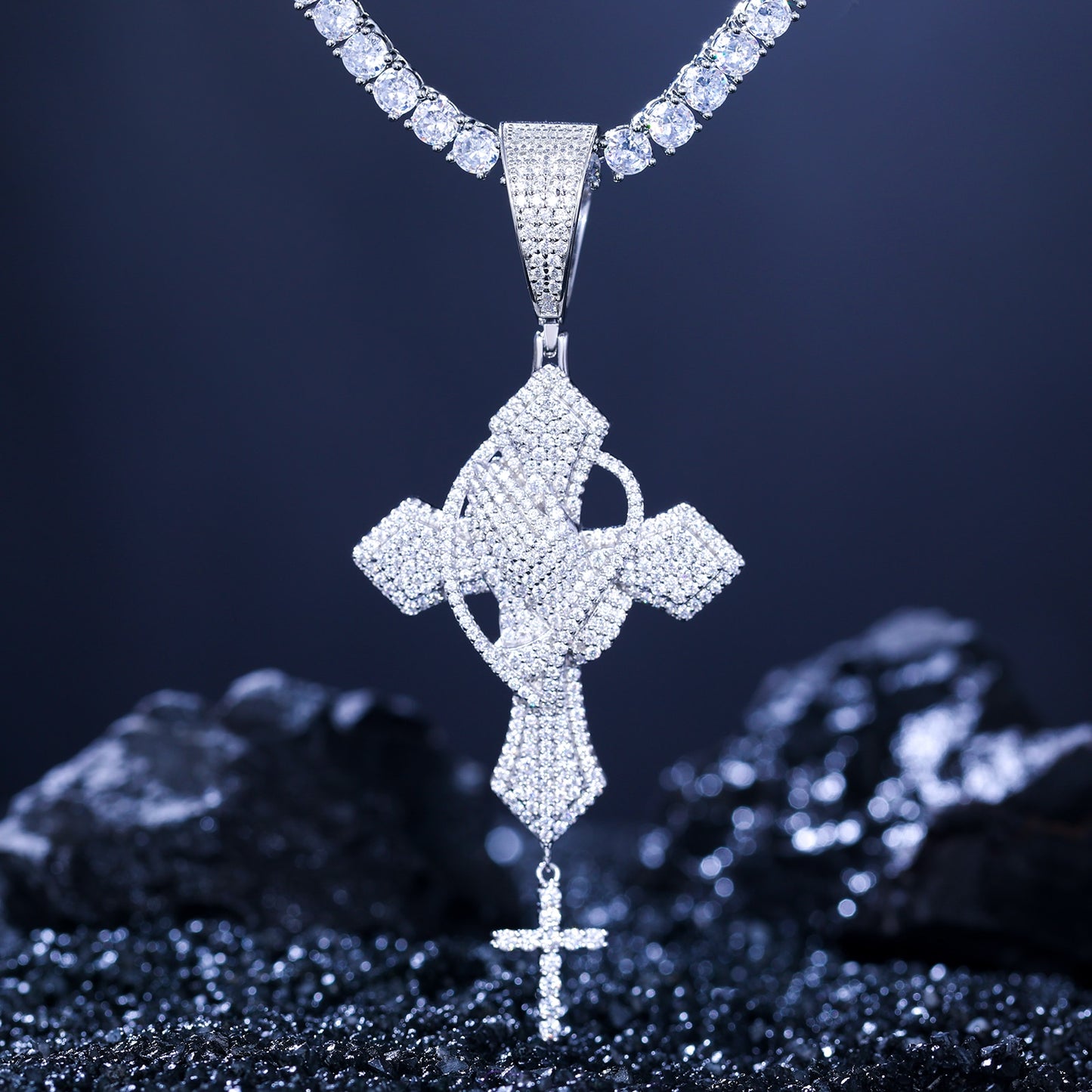 Hip Hop Bling D Color Moissanite Iced Out Praying Hands Cross Necklaces & Pendants For Men Jewelry 925 Sterling Silver Gifts